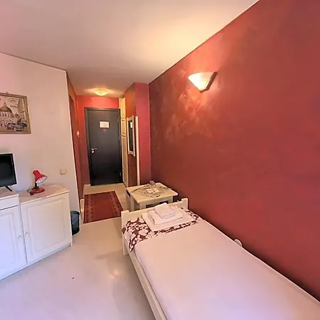 Trakia 2*